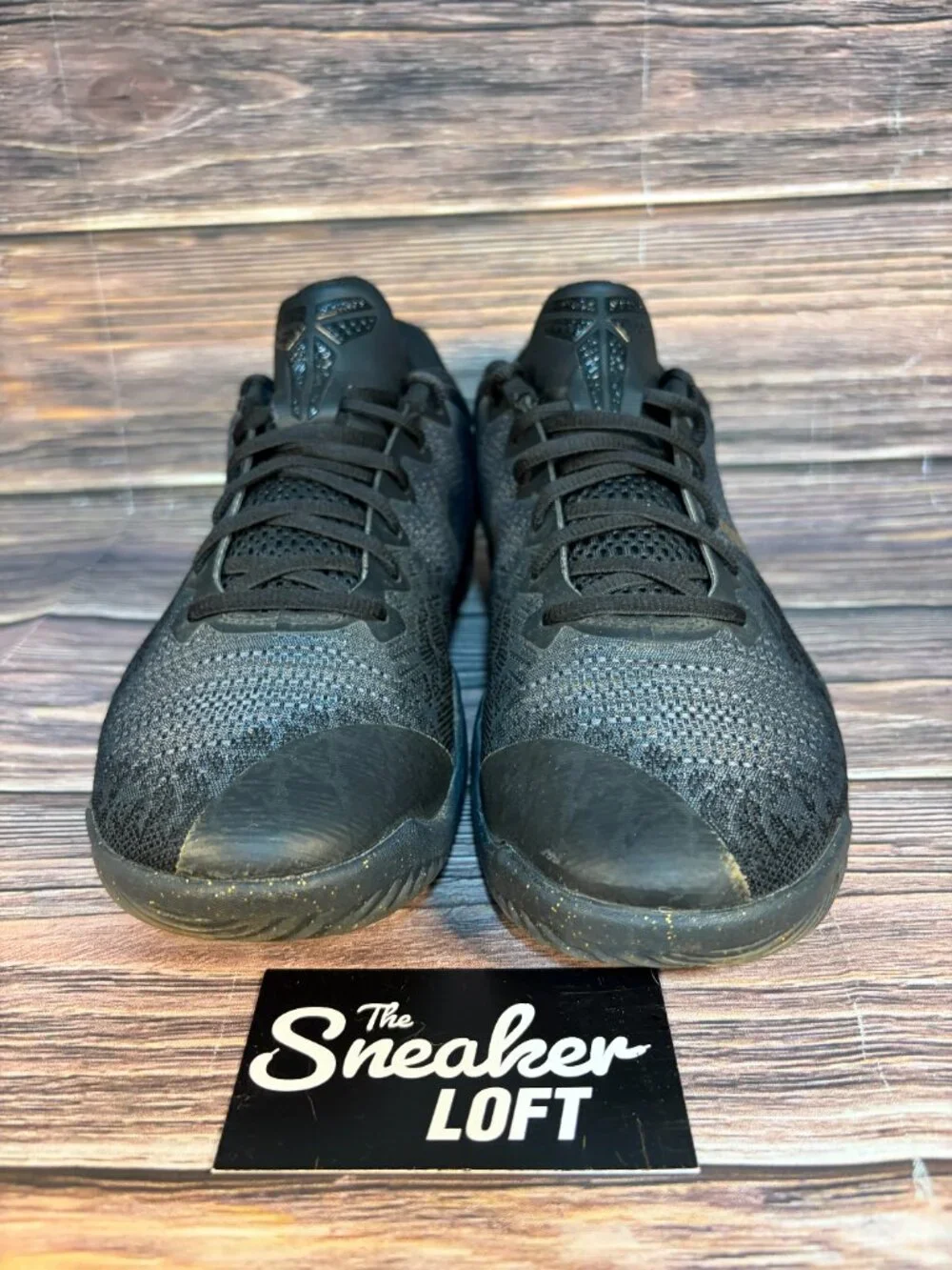 Nike Mamba Rage Men's Black Metallic Gold Basketball Shoes Size 8